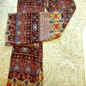 SOLD Super cool palazzo pants with pockets.